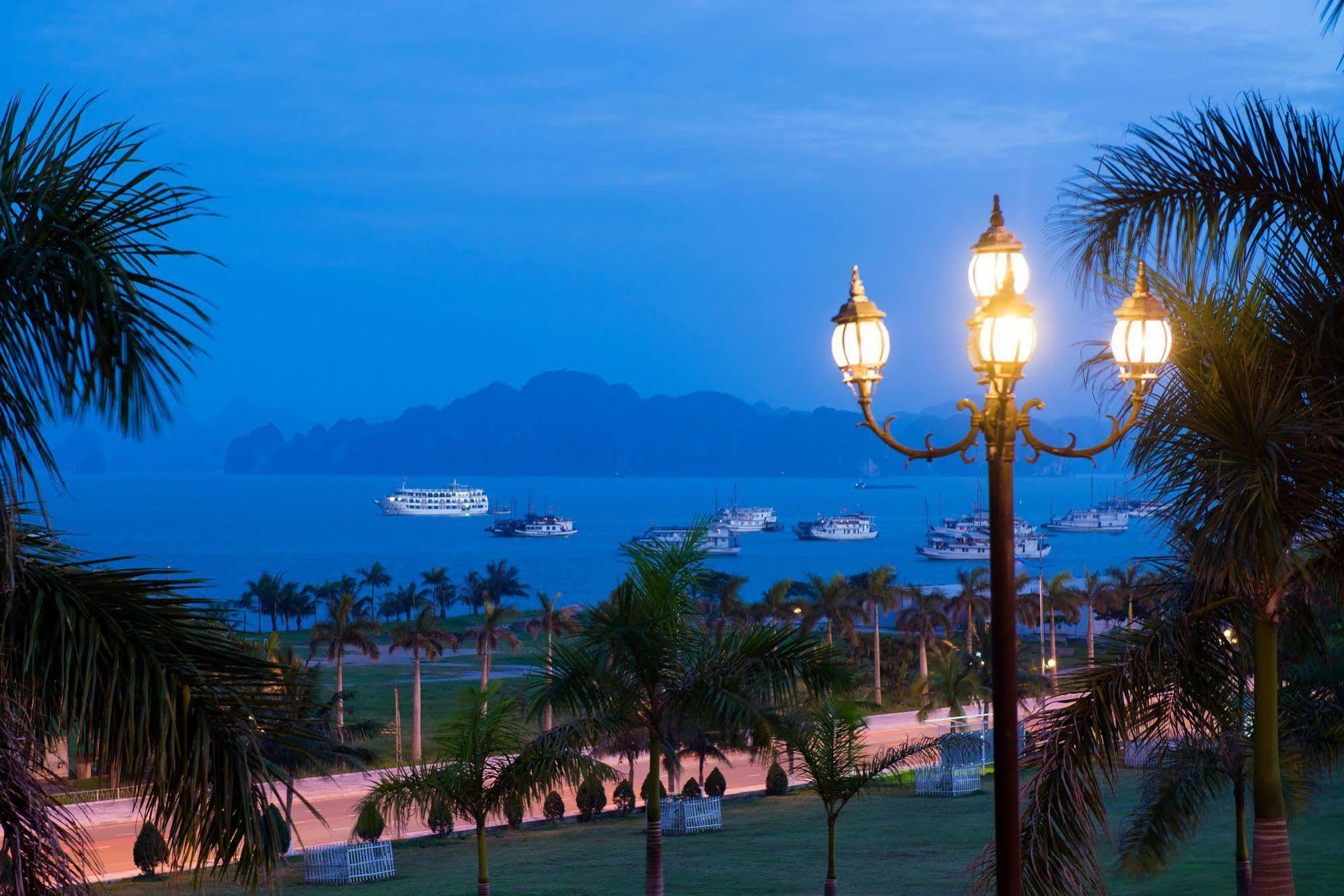 Royal Villas Halong Халонг Екстер'єр фото